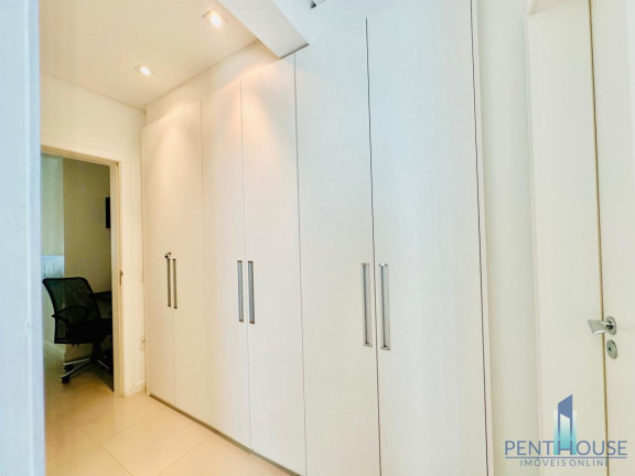 Imagem Apartamento com 3 Quartos para Alugar, 115 m² em Centro - Balneário Camboriú
