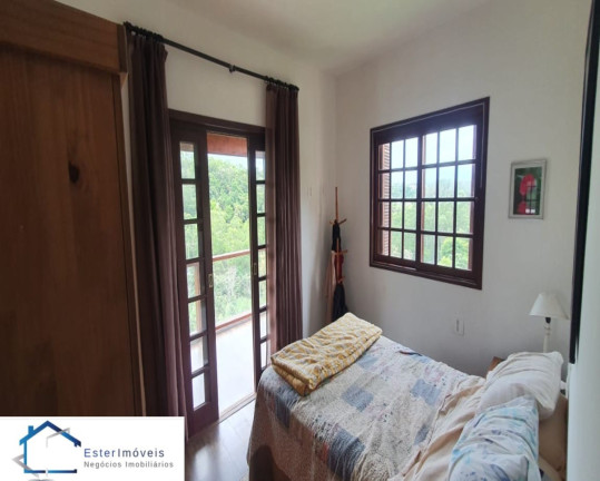 Imagem Casa com 3 Quartos para Alugar ou Temporada, 321 m² em Serra Dos Cristais - Jordanesia