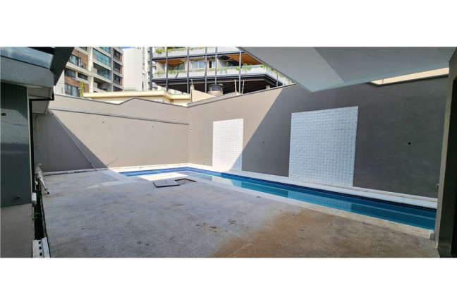 Imagem Casa com 5 Quartos à Venda, 495 m² em Alto De Pinheiros - São Paulo