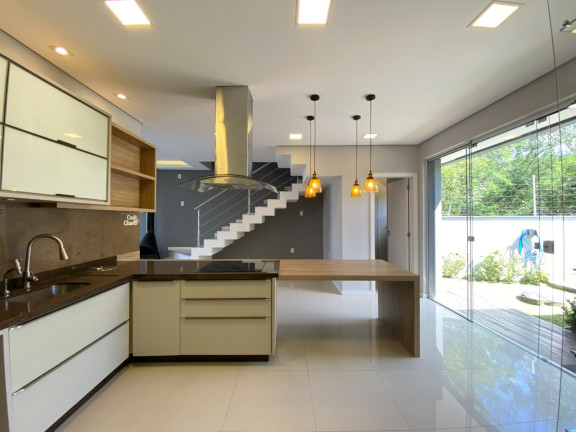 Imagem Casa de Condomínio com 2 Quartos à Venda, 187 m² em Deltaville - Biguaçu