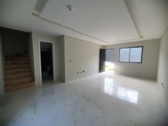 Casa com 3 Quartos à Venda, 160 m² em Uberaba - Curitiba