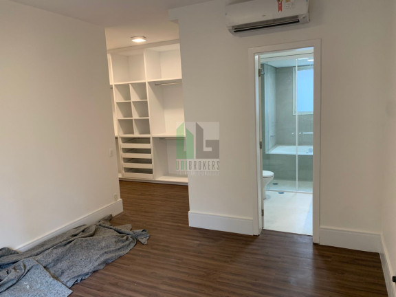 Apartamento com 3 Quartos à Venda, 222 m² em Vila Uberabinha - São Paulo