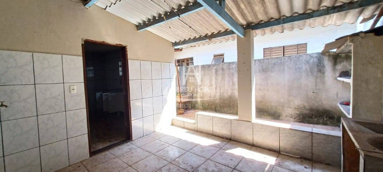 Imagem Casa com 3 Quartos à Venda, 