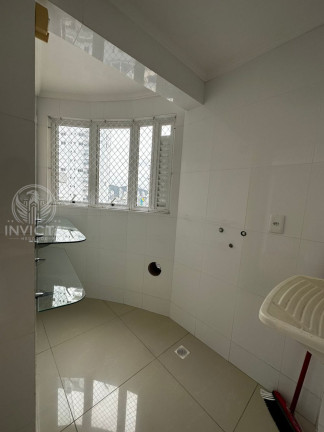 Imagem Apartamento com 2 Quartos à Venda, 72 m² em Centro - Balneário Camboriú