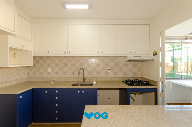 Apartamento com 3 Quartos à Venda, 100 m² em Moinhos De Vento - Porto Alegre