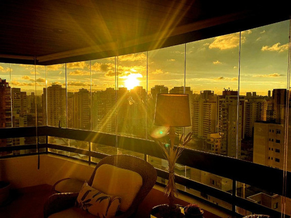 Apartamento com 4 Quartos à Venda, 220 m² em Vila Uberabinha - São Paulo