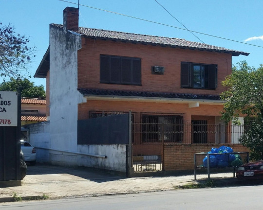 Imagem Casa com 3 Quartos à Venda, 315 m² em Cavalhada - Porto Alegre