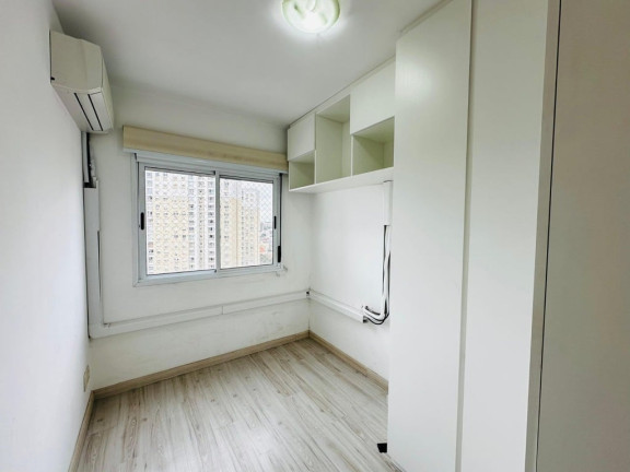 Apartamento com 3 Quartos à Venda, 67 m² em Vila Ipiranga - Porto Alegre