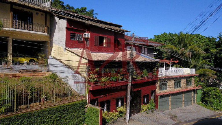 Imagem Casa à Venda,  em Parque Das Palmeiras - Angra Dos Reis