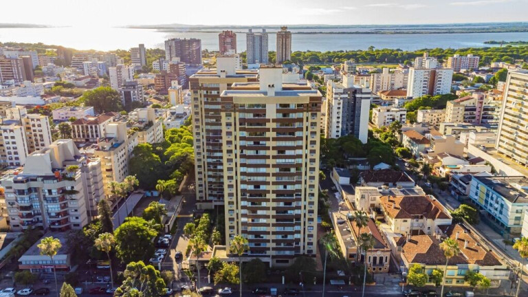 Apartamento com 3 Quartos à Venda, 120 m² em Menino Deus - Porto Alegre