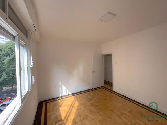 Imagem Apartamento com 3 Quartos à Venda, 120 m² em Santana - Porto Alegre