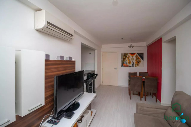 Imagem Apartamento com 3 Quartos à Venda, 71 m² em Cavalhada - Porto Alegre