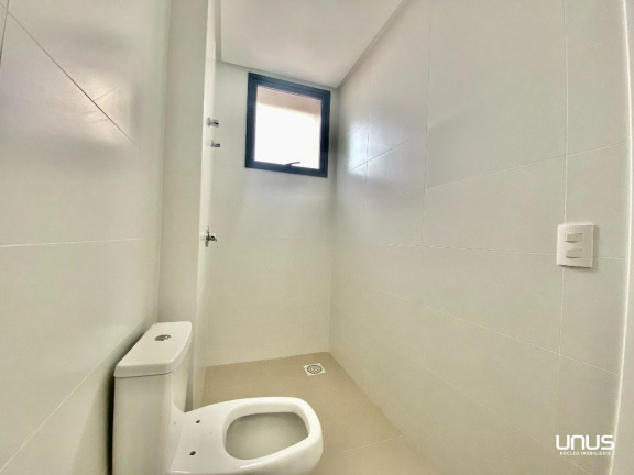 Imagem Apartamento com 3 Quartos à Venda, 213 m² em Agronômica - Florianópolis