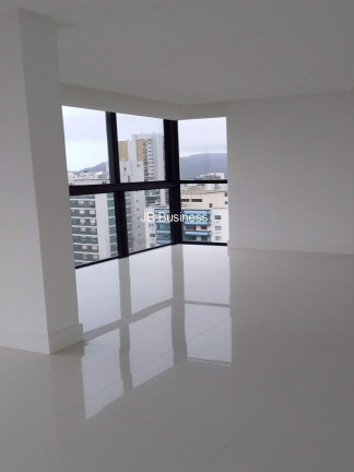Imagem Imóvel com 3 Quartos à Venda, 122 m² em Centro - Balneário Camboriú