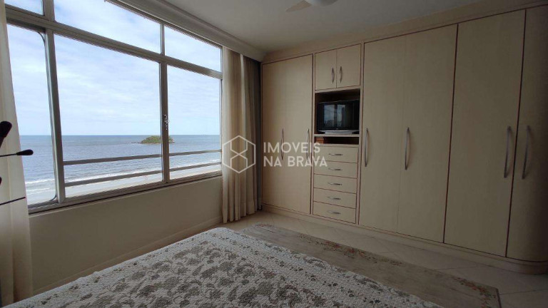 Imagem Apartamento com 3 Quartos para Temporada, 180 m² em Centro - Balneário Camboriú