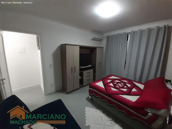 Imagem Casa com 4 Quartos à Venda, 195 m² em Capoeiras - Florianópolis