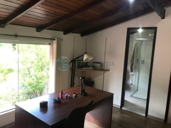 Imagem Casa com 3 Quartos à Venda, 192 m² em Mossunguê - Curitiba