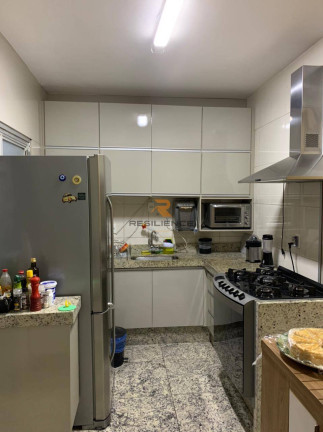 Imagem Apartamento com 2 Quartos à Venda, 130 m² em Santo Antônio - Belo Horizonte