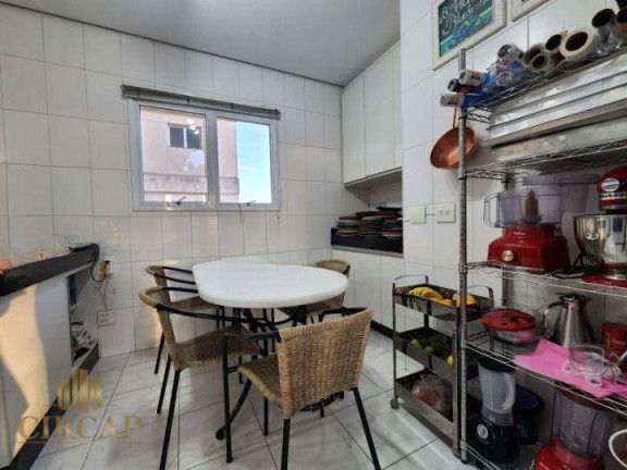 Apartamento com 3 Quartos à Venda, 223 m² em Vila Romana - São Paulo