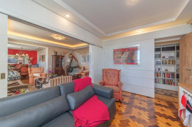 Apartamento com 3 Quartos à Venda, 190 m² em Moinhos De Vento - Porto Alegre