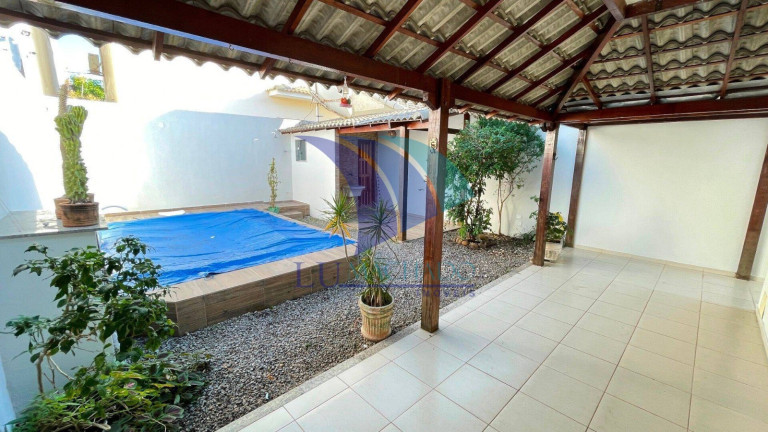 Imagem Casa com 4 Quartos à Venda, 184 m² em Novo Portinho - Cabo Frio