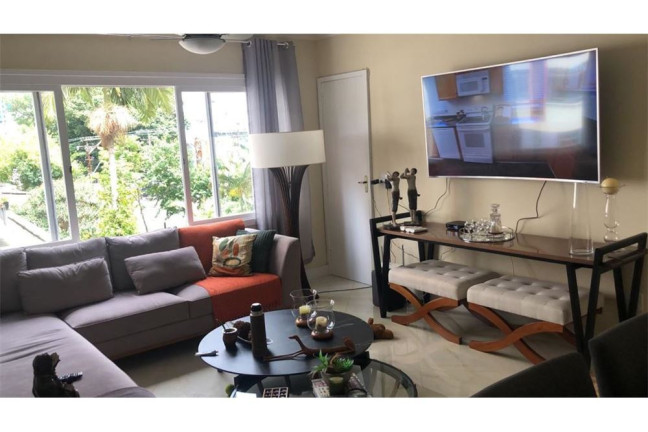 Imagem Apartamento com 3 Quartos à Venda, 120 m² em Moinhos De Vento - Porto Alegre