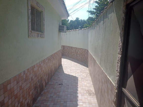Imagem Casa com 3 Quartos à Venda, 200 m² em Bangu - Rio De Janeiro