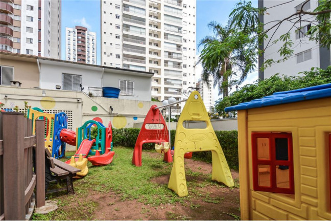 Apartamento com 2 Quartos à Venda, 65 m² em Vila Gumercindo - São Paulo