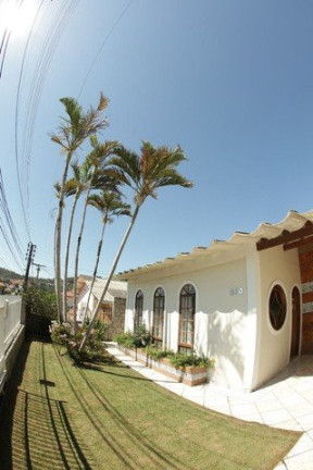 Imagem Casa com 3 Quartos à Venda, 188 m² em Forquilhinha - São José