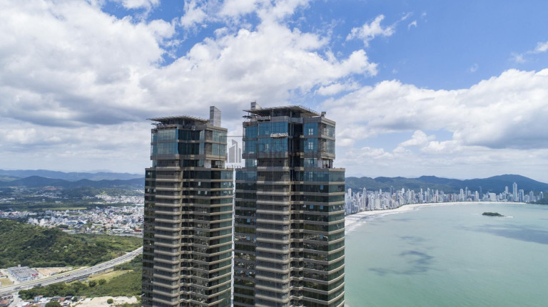 Imagem Apartamento com 4 Quartos à Venda, 265 m² em Barra Sul - Balneário Camboriú