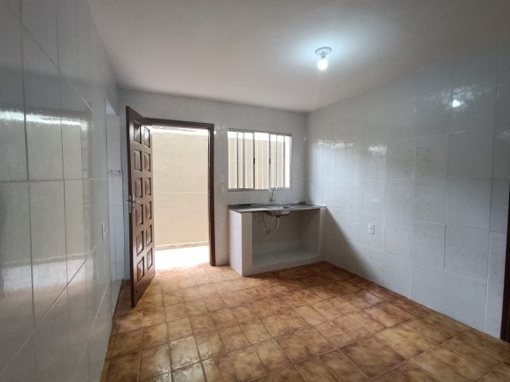 Imagem Casa com 6 Quartos à Venda, 150 m² em Parque Santa Teresa - Carapicuíba