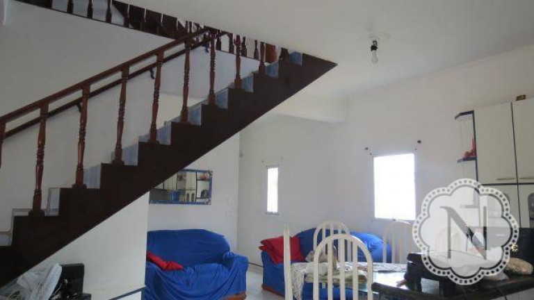 Imagem Casa com 7 Quartos à Venda, 311 m² em Tupy - Itanhaém