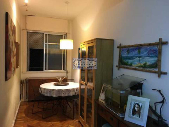 Apartamento com 2 Quartos à Venda, 71 m² em Leme - Rio De Janeiro