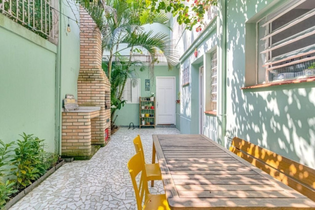 Casa com 4 Quartos à Venda, 250 m² em Vila Mariana - São Paulo