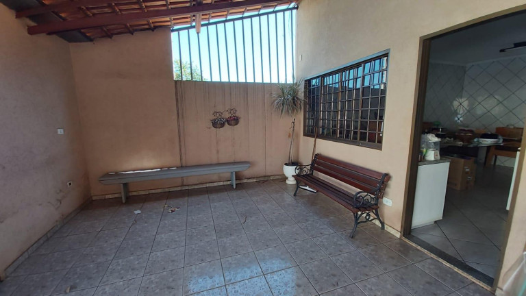 Imagem Casa com 1 Quarto para Alugar, 30 m² em Vila Carvalho - Campo Grande