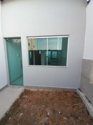 Imagem Casa com 2 Quartos à Venda, 48 m² em Novo Centro - Santa Luzia