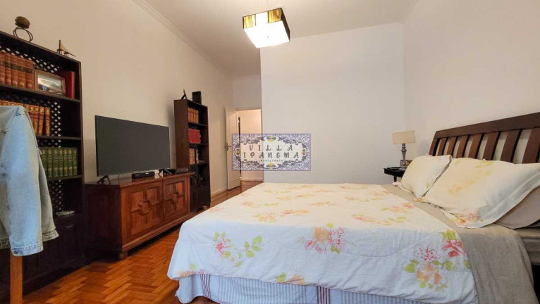 Imagem Apartamento com 3 Quartos à Venda, 200 m² em Copacabana - Rio De Janeiro