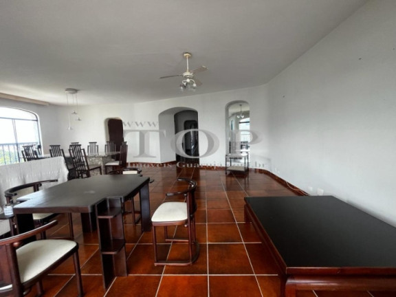 Imagem Apartamento com 3 Quartos à Venda, 220 m² em Pitangueiras - Guarujá