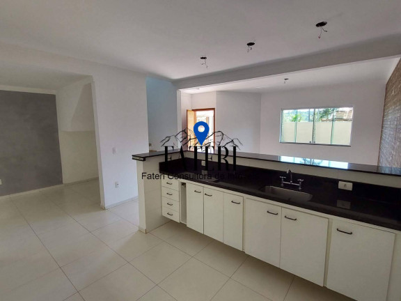 Imagem Casa com 3 Quartos à Venda, 207 m² em Vila Petrópolis - Atibaia