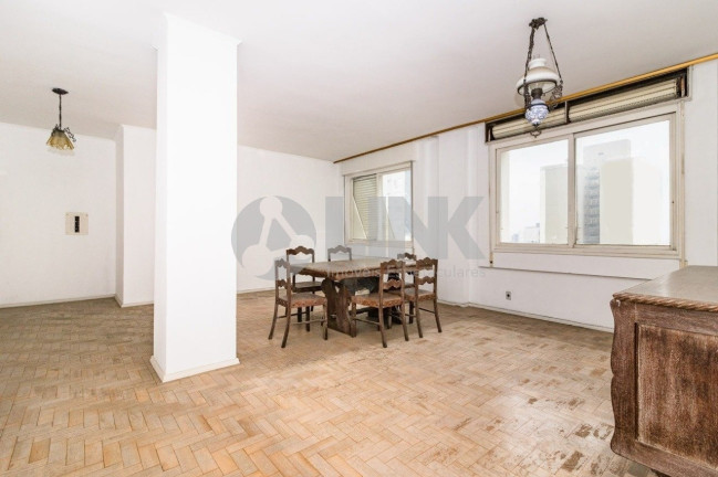 Imagem Apartamento com 3 Quartos à Venda, 168 m² em Moinhos De Vento - Porto Alegre