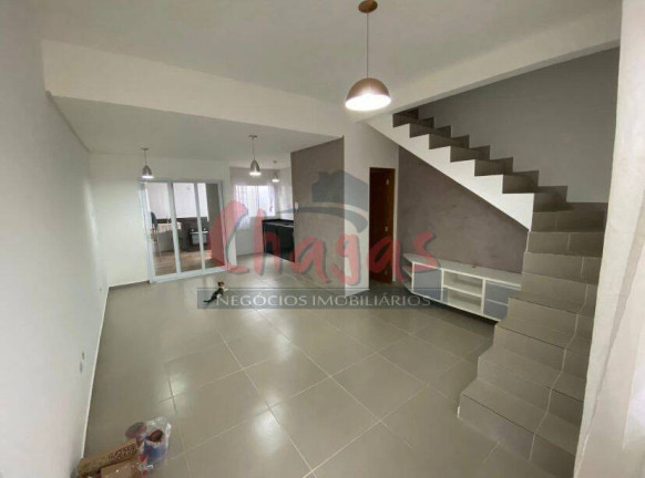 Imagem Casa com 2 Quartos à Venda, 74 m² em Praia Das Palmeiras - Caraguatatuba