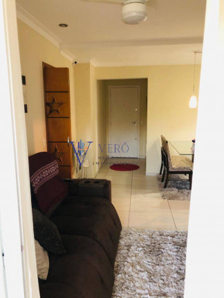 Imagem Apartamento com 3 Quartos à Venda, 73 m² em Jardim Tupanci - Barueri