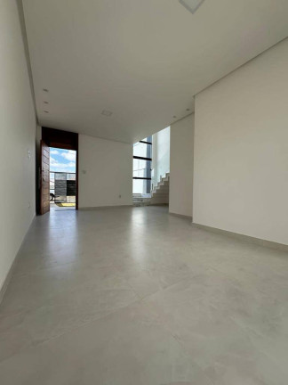 Imagem Casa com 3 Quartos à Venda, 130 m² em Papagaio - Feira De Santana