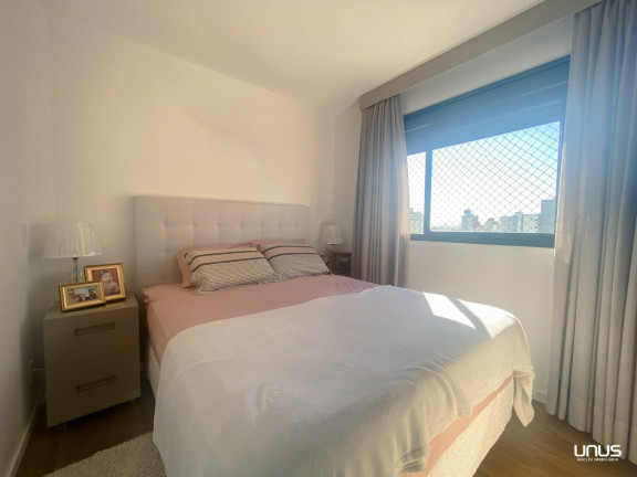 Imagem Apartamento com 3 Quartos à Venda, 121 m² em Kobrasol - São José