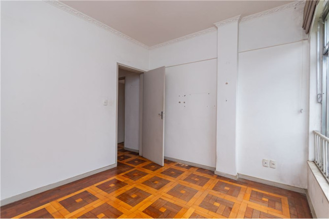 Apartamento com 5 Quartos à Venda, 154 m² em Floresta - Porto Alegre