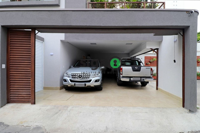 Imagem Casa com 4 Quartos à Venda, 250 m² em Vila Nova Conceição - São Paulo