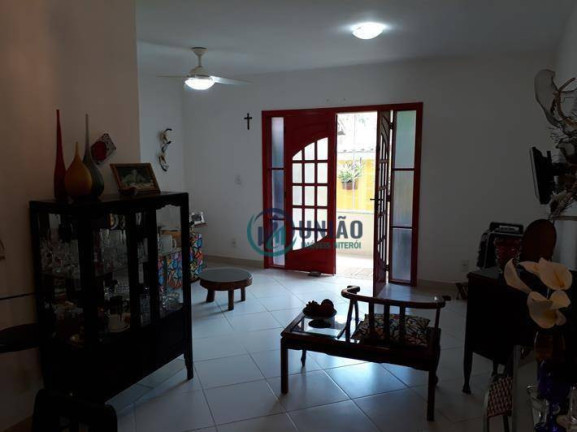 Imagem Casa com 2 Quartos à Venda, 150 m² em Itaipu - Niterói