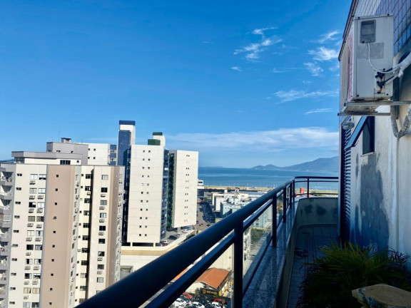 Imagem Cobertura com 3 Quartos à Venda, 240 m² em Kobrasol - São José