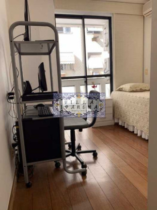 Apartamento com 3 Quartos à Venda, 121 m² em Leme - Rio De Janeiro