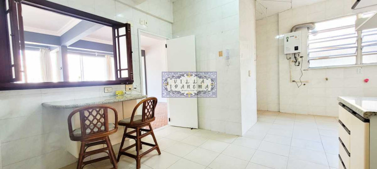 Imagem Apartamento com 3 Quartos à Venda, 150 m² em Copacabana - Rio De Janeiro